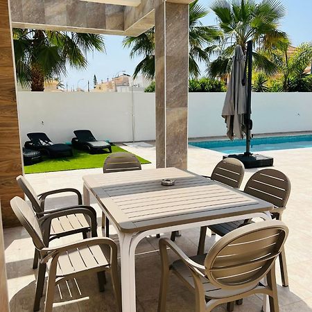 Villa Domicil De Luxe Torrevieja Zewnętrze zdjęcie
