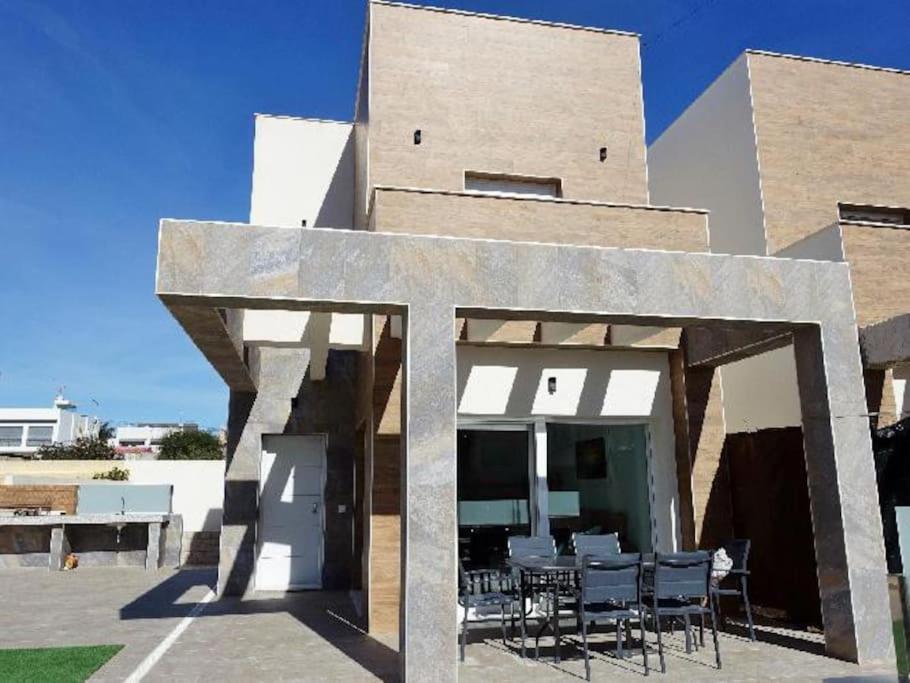 Villa Domicil De Luxe Torrevieja Zewnętrze zdjęcie