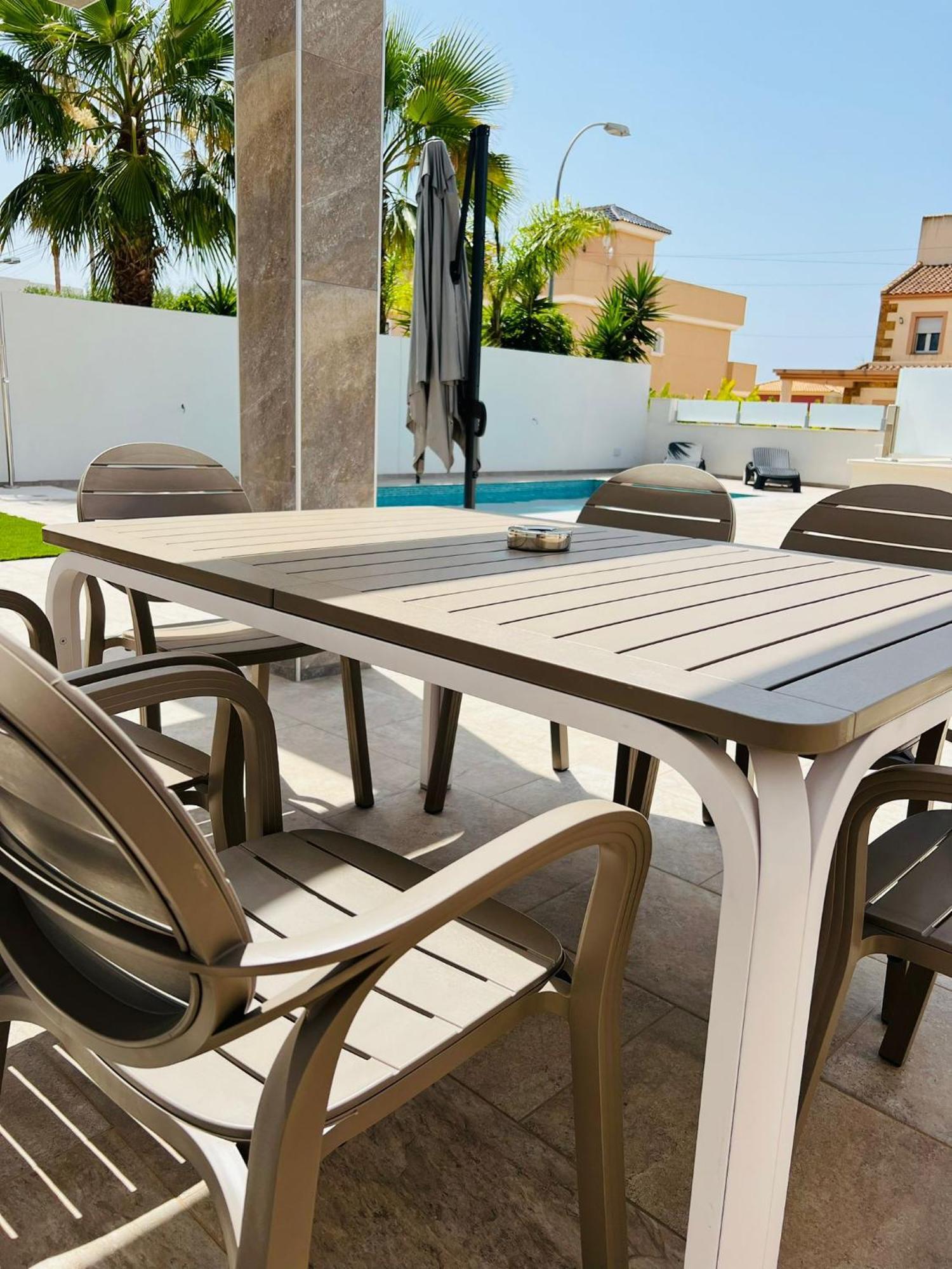 Villa Domicil De Luxe Torrevieja Zewnętrze zdjęcie