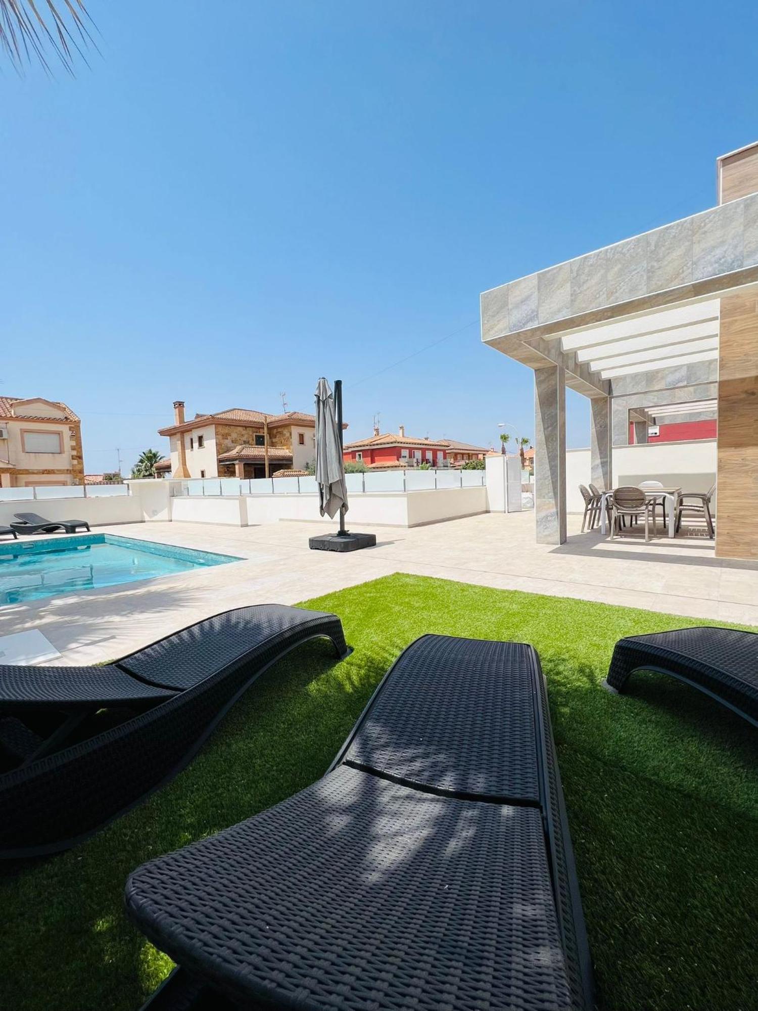 Villa Domicil De Luxe Torrevieja Zewnętrze zdjęcie
